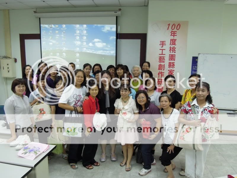 好曲線部落客免費體驗艾瑪趴趴走的好夥伴好身材的秘密 W&M’s SecretW&M今夏主打的MIT標章健塑鞋( ̄ ̄) - 第13張圖 Photobucket