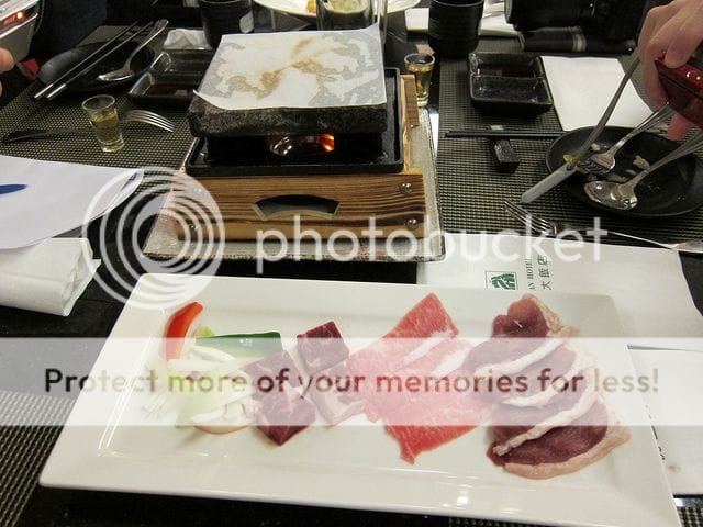 晶悅國際飯店(桃園大飯店 )桃石百匯創藝料理饗宴找樂子翹班團美食體驗大成功*(。‿-。)”