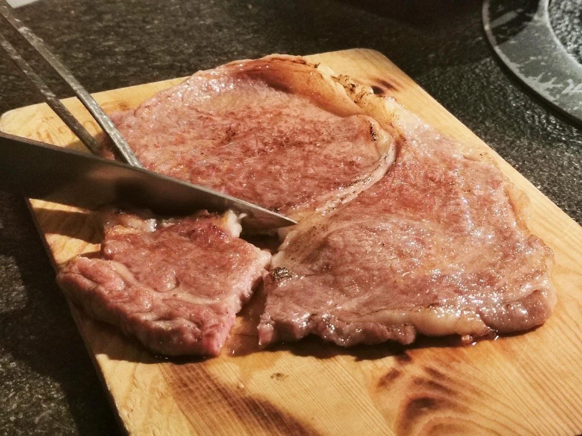 【捷運大安站美食】蘭亭燒肉和牛極緻料理 專人桌邊服務 台北慶 【捷運大安站美食】蘭亭燒肉和牛極緻料理 專人桌邊服務 台北慶
