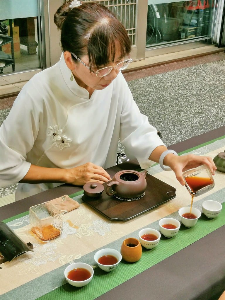 【台中海線輕旅行一日遊】梧棲文化出張所、梧棲老街、朝元宮、臺 MEITU_20241003_042048355