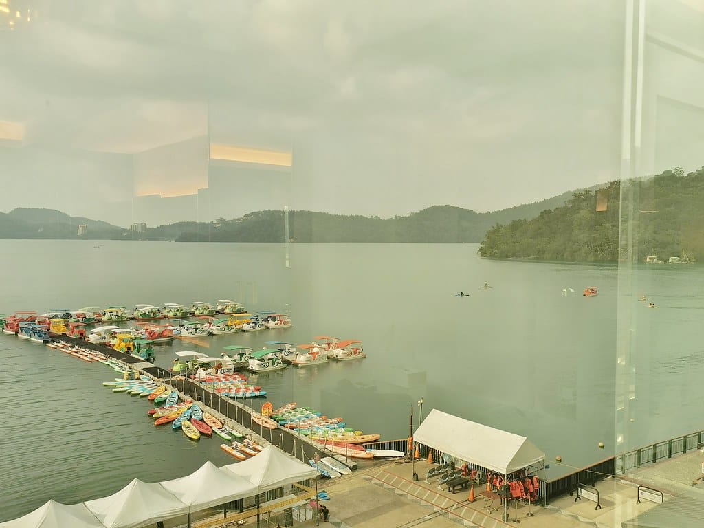 【日月潭住宿推薦】晶澤會館-湖景第一排獨享日月潭風景 MEITU_20241018_155454365