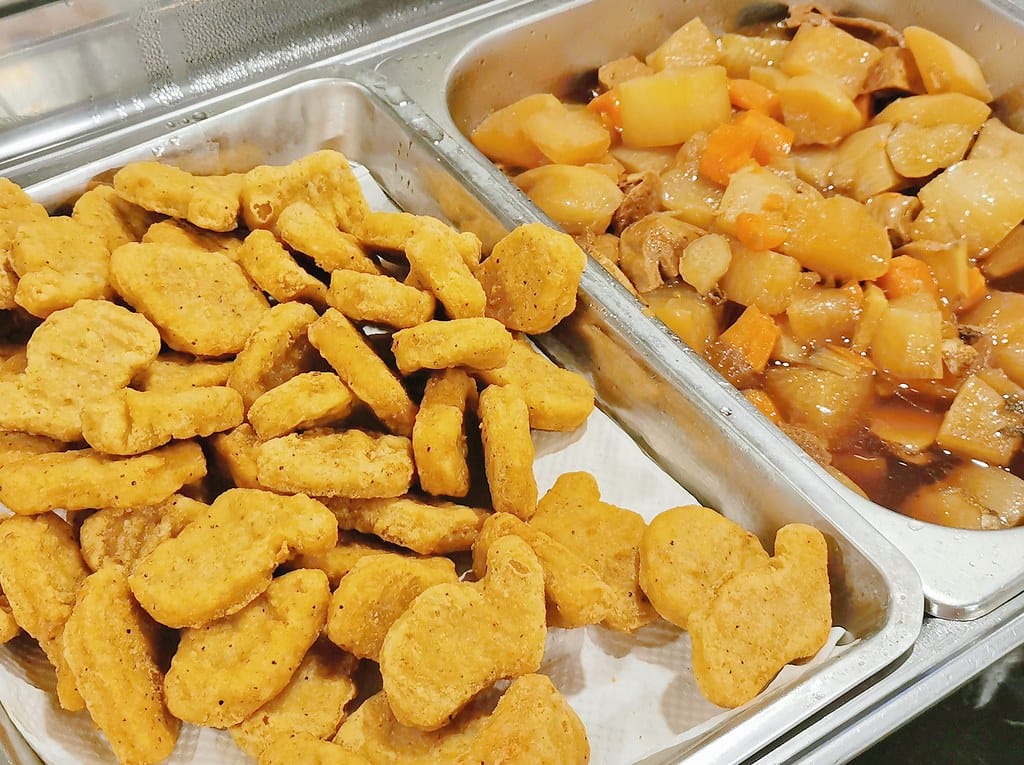 台中一中街夜市住宿推薦-友愛富豪國際大飯店-早餐菜色豐盛服務 MEITU_20241102_060847611