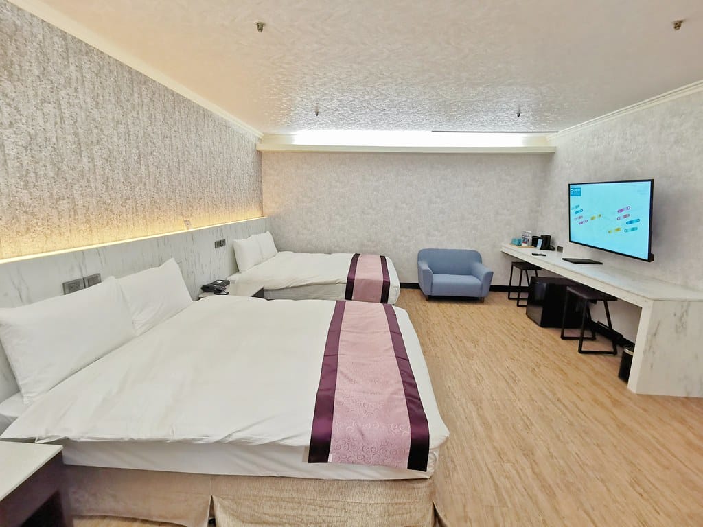 台中平價住宿推薦-沫秋立柳川行旅Mercury Hotel- 台中平價住宿推薦-沫秋立柳川行旅Mercury Hotel-