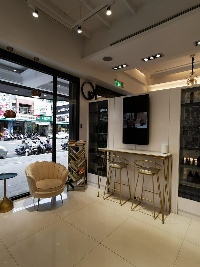 台中染髮燙髮髮廊推薦-HAPPYHAIR 台中大里店-Bak 台中染髮燙髮髮廊推薦-HAPPYHAIR 台中大里店-Bak
