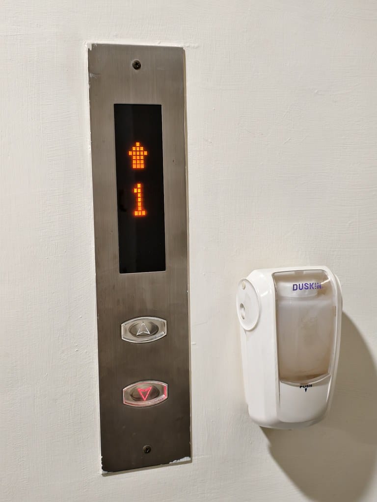 台中平價高CP值住宿推薦-伊麗莎白酒店-近廣三SOGO百貨第 台中平價高CP值住宿推薦-伊麗莎白酒店-近廣三SOGO百貨第