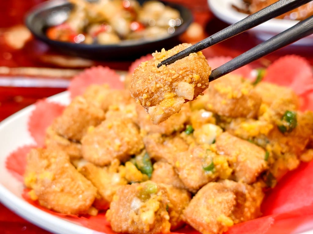 忠孝敦化美食市民大道熱炒-完鍋子熱炒,中式復古紅燈籠裝潢,宵 忠孝敦化美食市民大道熱炒-完鍋子熱炒,中式復古紅燈籠裝潢,宵
