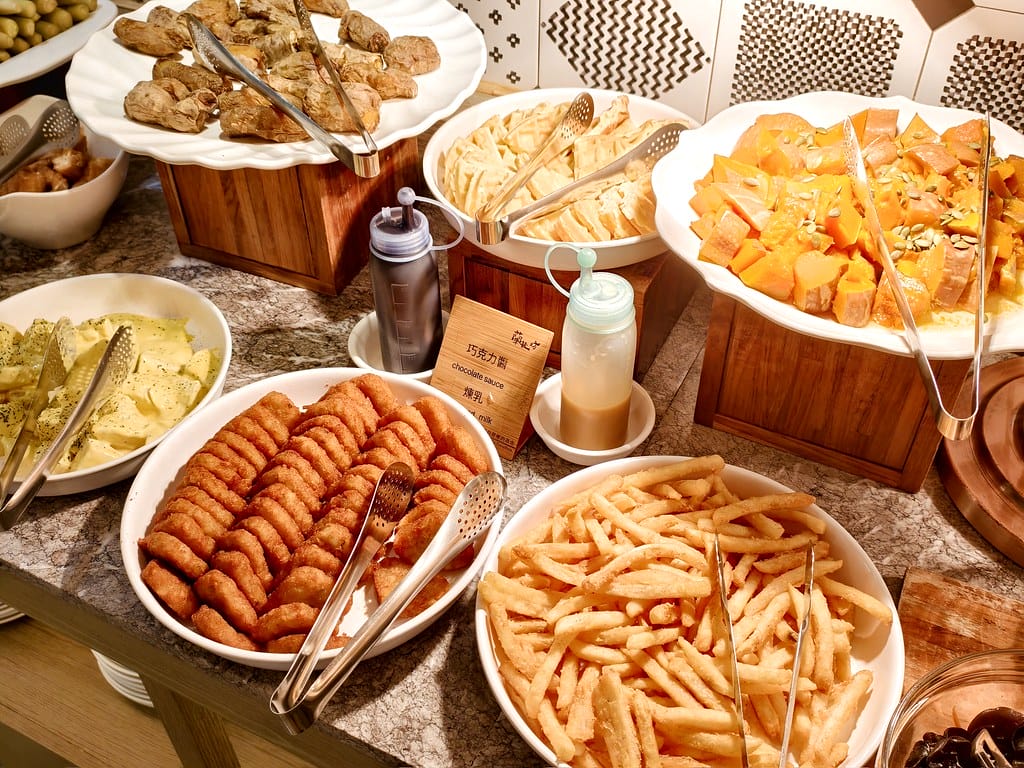 嘉義住宿推薦-蘭桂坊花園酒店-交通便利鄰近文化路夜市-早餐種 嘉義住宿推薦-蘭桂坊花園酒店-交通便利鄰近文化路夜市-早餐種