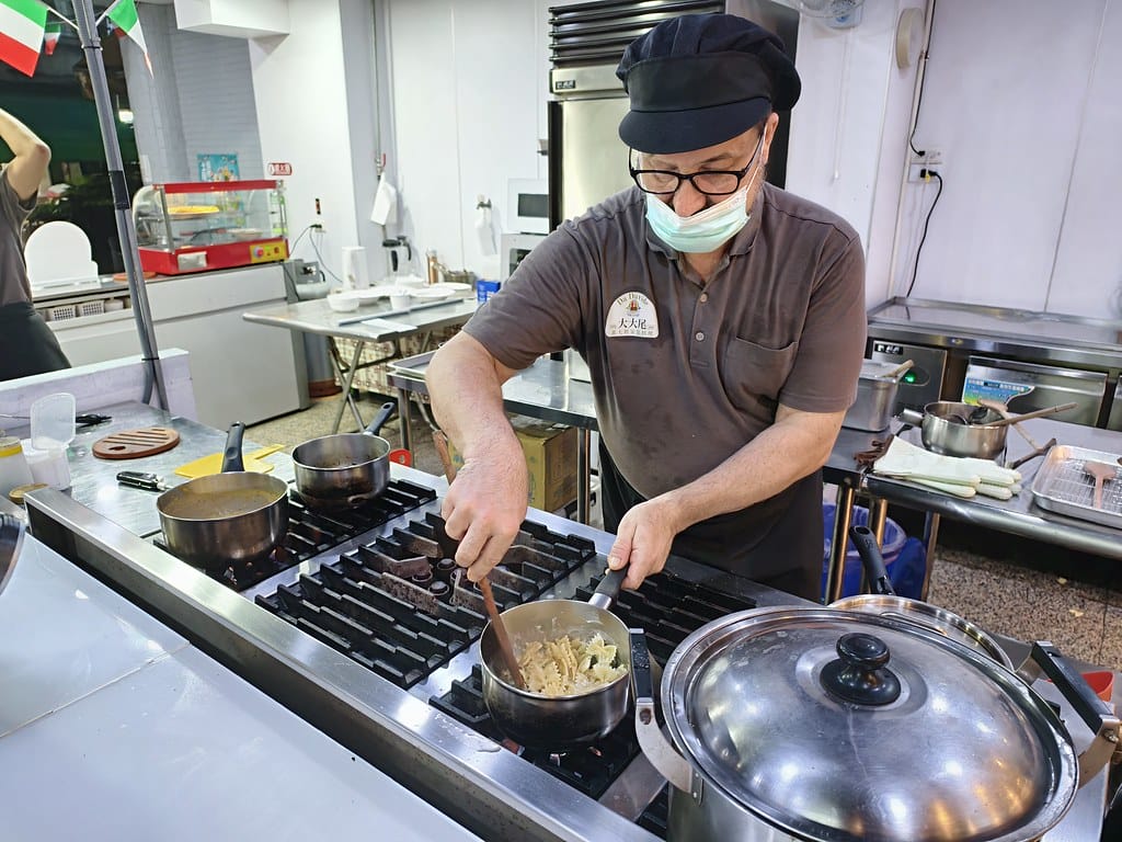 雲林土庫一日漫遊跟著在地人吃美食、逛老街、買伴手禮,感受最 雲林土庫一日漫遊跟著在地人吃美食、逛老街、買伴手禮,感受最