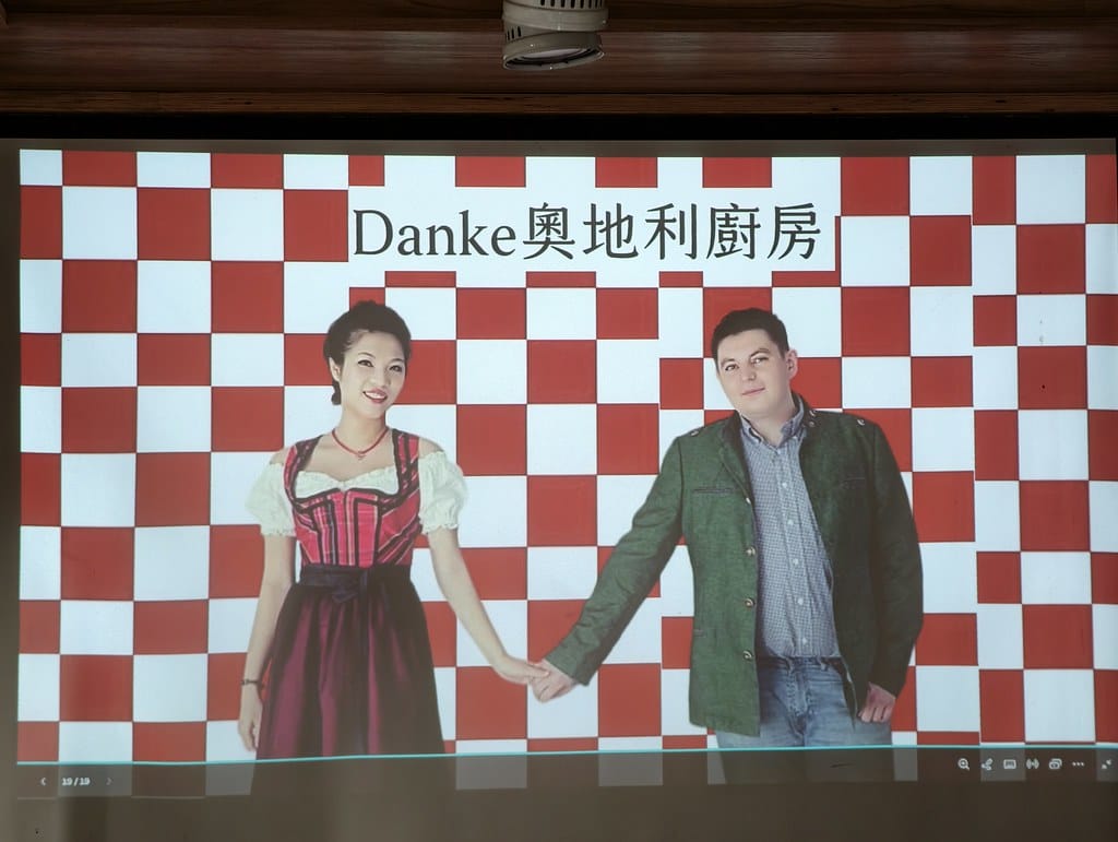 雲林土庫一日漫遊跟著在地人吃美食、逛老街、買伴手禮,感受最 雲林土庫一日漫遊跟著在地人吃美食、逛老街、買伴手禮,感受最