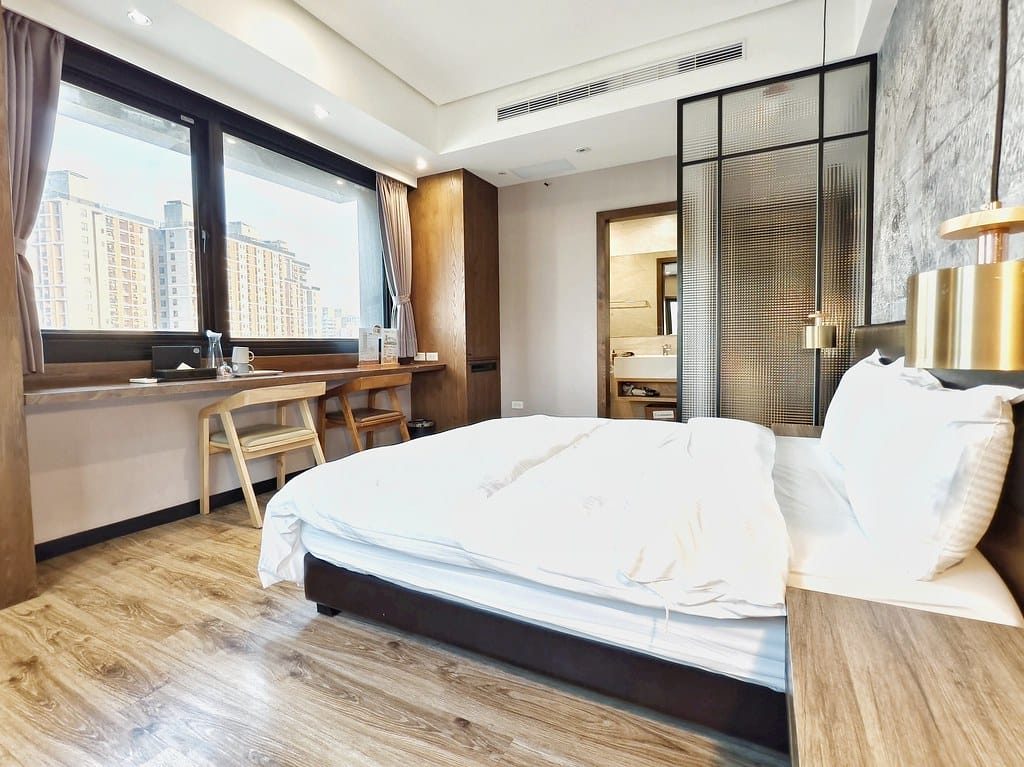 【台中住宿推薦】一中街住宿-一中漫走旅店評價、房型、交通一次 【台中住宿推薦】一中街住宿-一中漫走旅店評價、房型、交通一次