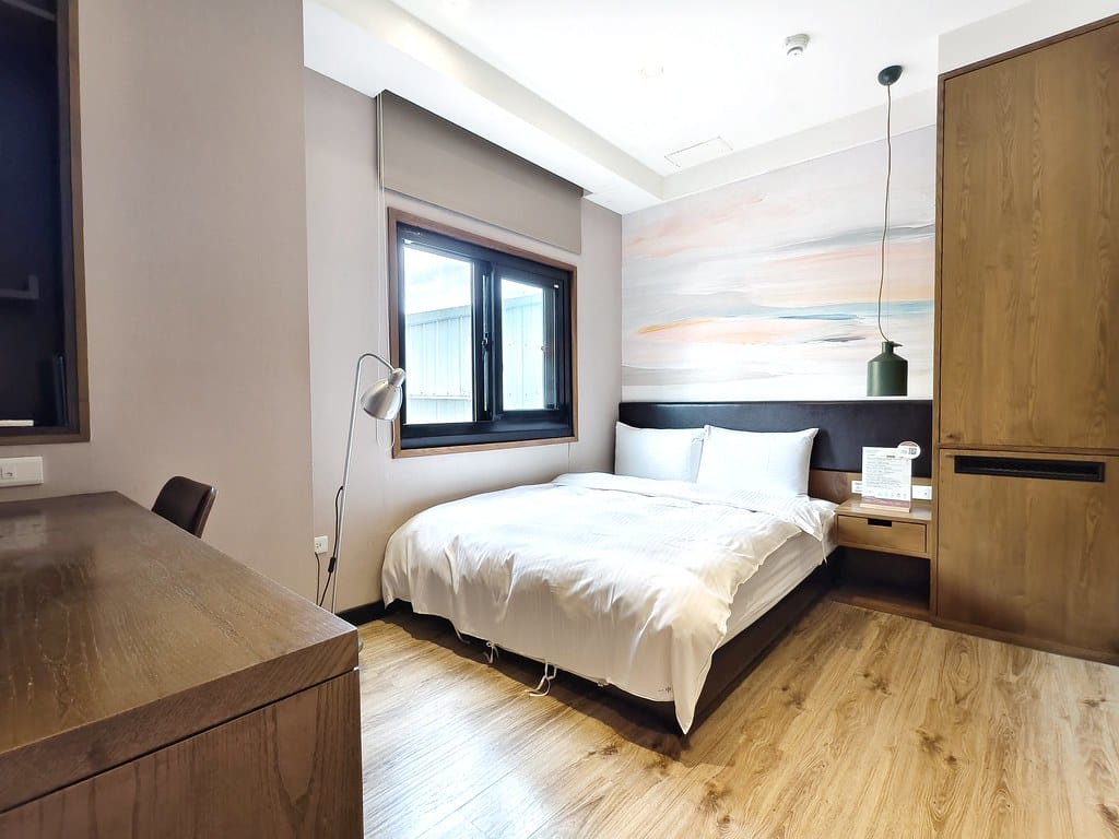 【台中住宿推薦】一中街住宿-一中漫走旅店評價、房型、交通一次 【台中住宿推薦】一中街住宿-一中漫走旅店評價、房型、交通一次