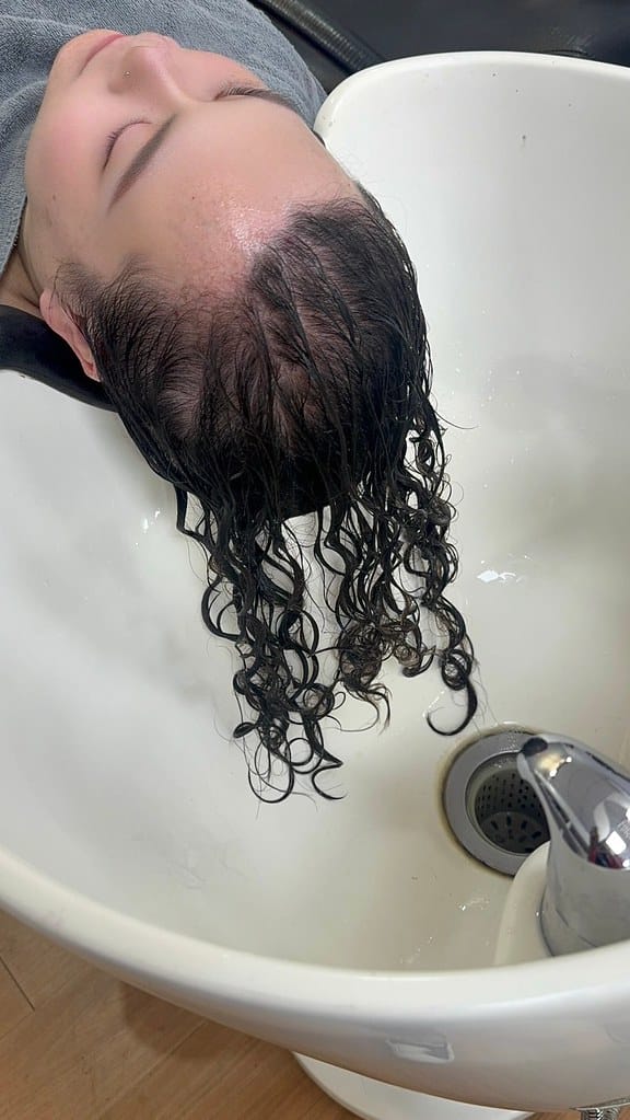 台中燙髮推薦-NS Hair Salon7號詩怡-19年髮型 台中燙髮推薦-NS Hair Salon7號詩怡-19年髮型