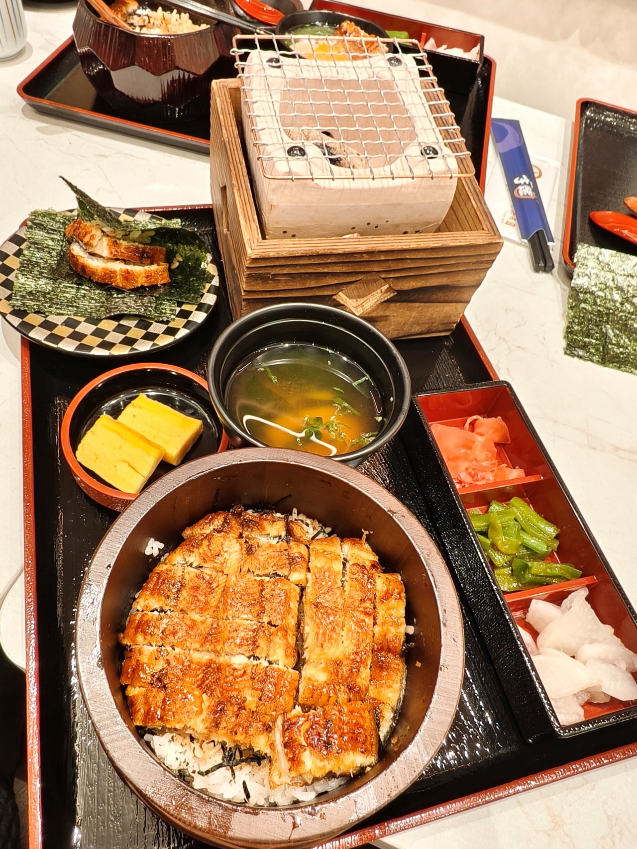 大江戶町鰻屋台南新店登場,招牌「夢幻鰻魚桶飯 3+1 吃」,一次呈現四種風味層次的日式鰻魚體驗。 - 第23張圖 大江戶町鰻屋台南新店登場,招牌「夢幻鰻魚桶飯 3+1 吃」,一次呈現四種風味層次的日式鰻魚體驗。