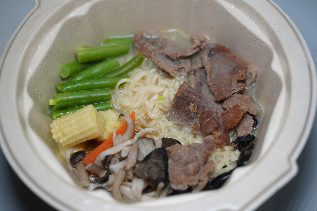 西門町的「不科學」美食:矽谷 AI 機器人煮的泰國 MAMA 麵 - 第9張圖 西門町的「不科學」美食:矽谷 AI 機器人煮的泰國 MAMA 麵